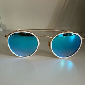 Ray-Ban Round Double Bridge RB3647N 001/40 Blue Flash Lens with Gold Frame 51mm